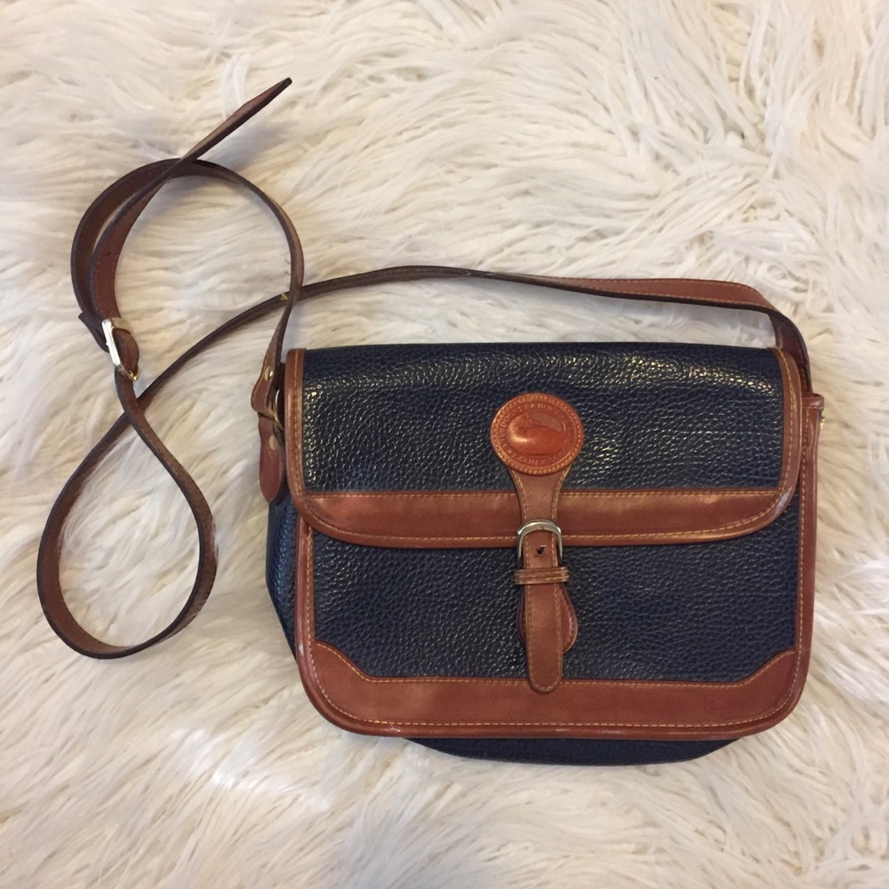 🌼 SALE! Vintage Dooney & Bourke Leather Crossbody